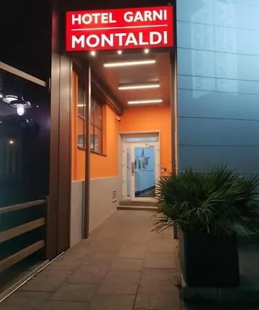 加尼蒙塔尔迪酒店 2*